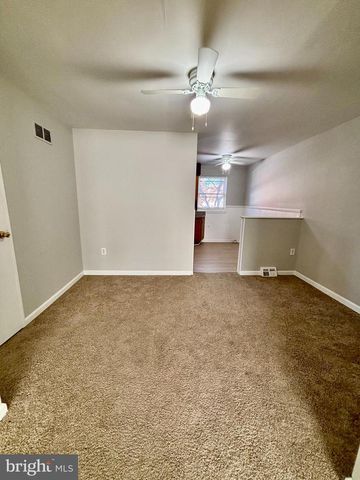 4703 ST DENIS DR, Philadelphia, PA 19114