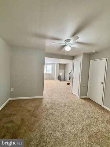 4703 ST DENIS DR, Philadelphia, PA 19114