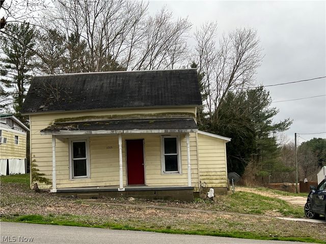 1705 Coal Street, Chesterhill, OH 45728