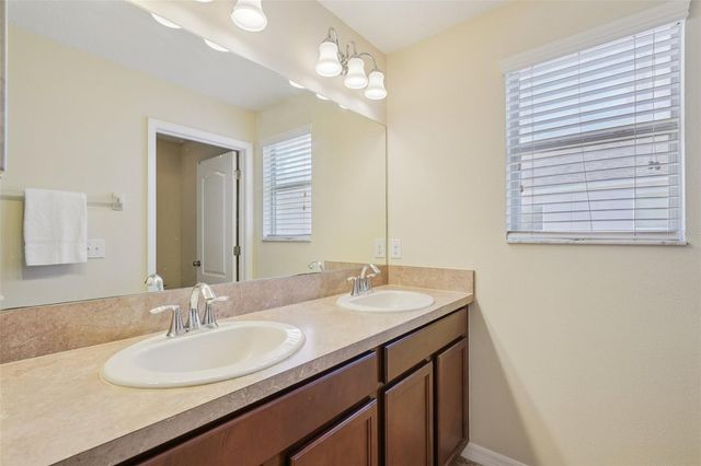 9609 ROYAL FERN COURT, Tampa, FL 33647