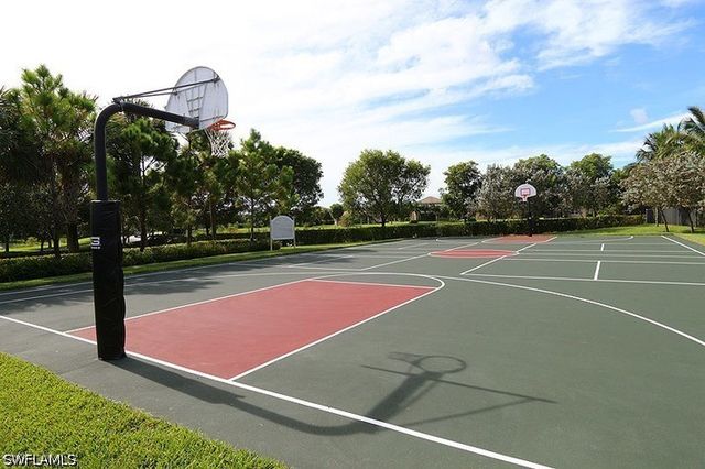 6525 Monterey PT 203, Naples, FL 34105