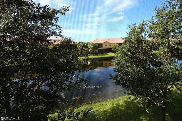 6525 Monterey PT 203, Naples, FL 34105