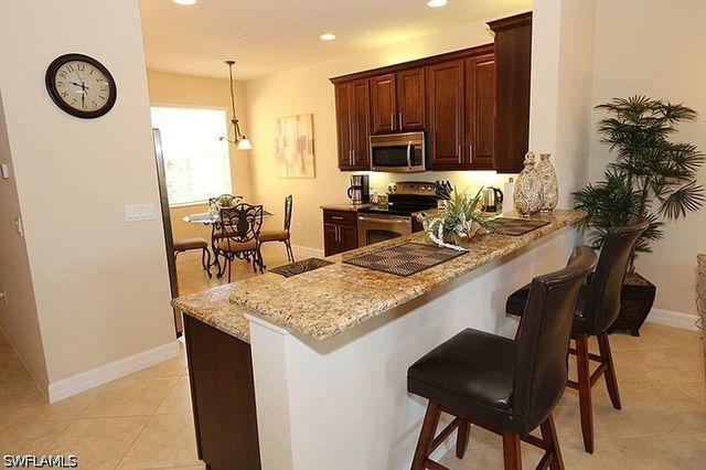 6525 Monterey PT 203, Naples, FL 34105