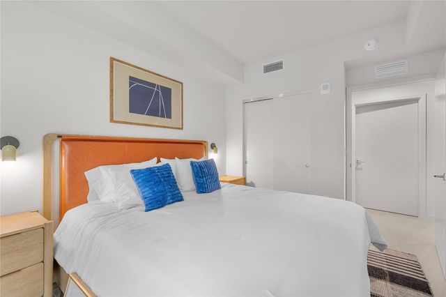 11 NE 6th Street 907, Miami, FL 33132