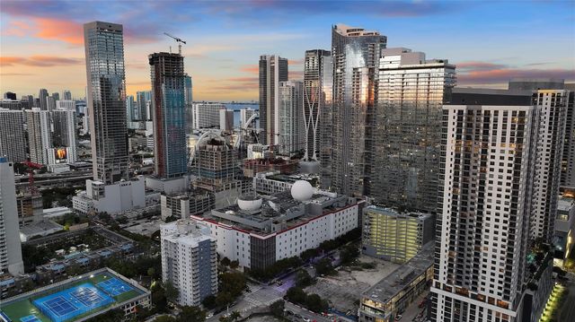 11 NE 6th Street 907, Miami, FL 33132