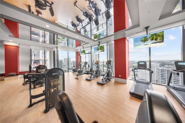 11 NE 6th Street 907, Miami, FL 33132