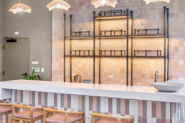 11 NE 6th Street 907, Miami, FL 33132