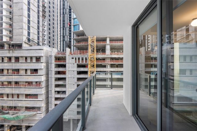 11 NE 6th Street 907, Miami, FL 33132