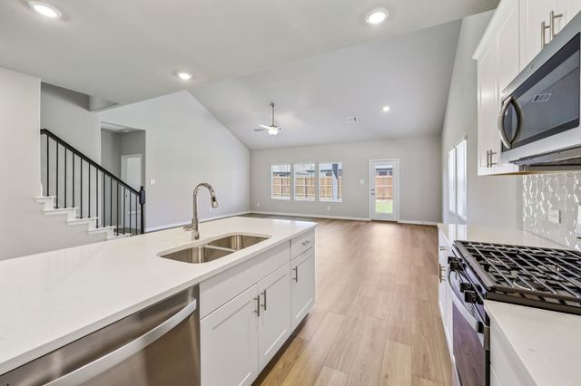 412 Watertown Drive, Princeton, TX 75071