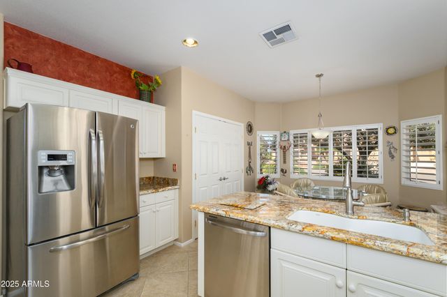 15707 W BALLAD Drive, Sun City West, AZ 85375