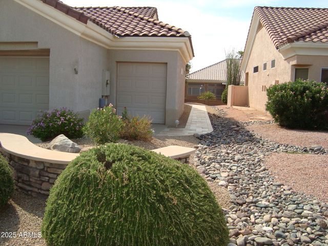 15707 W BALLAD Drive, Sun City West, AZ 85375