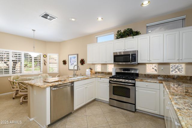 15707 W BALLAD Drive, Sun City West, AZ 85375