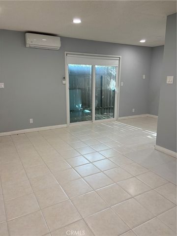 8641 Glenoaks 131, Los Angeles, CA 91352