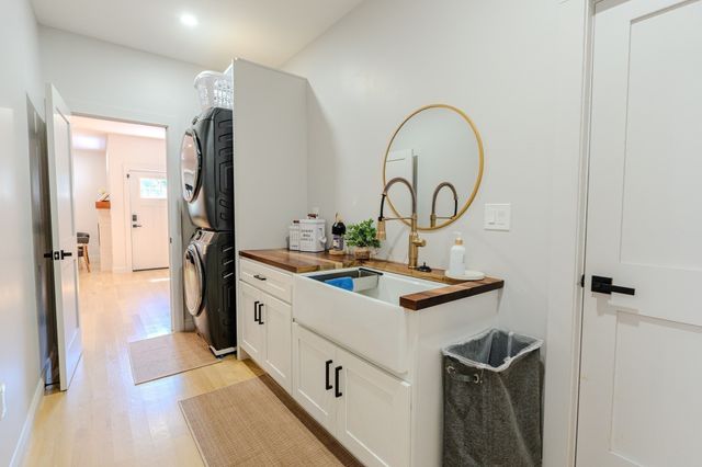 68 High St Ext, Lancaster, MA 01523