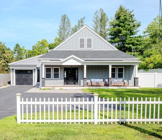 68 High St Ext, Lancaster, MA 01523