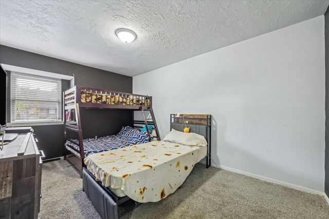 10402 Huntington Point Drive, Houston, TX 77099