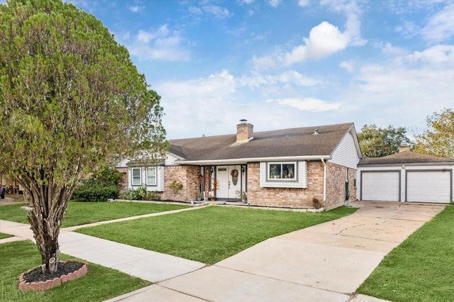 10402 Huntington Point Drive, Houston, TX 77099