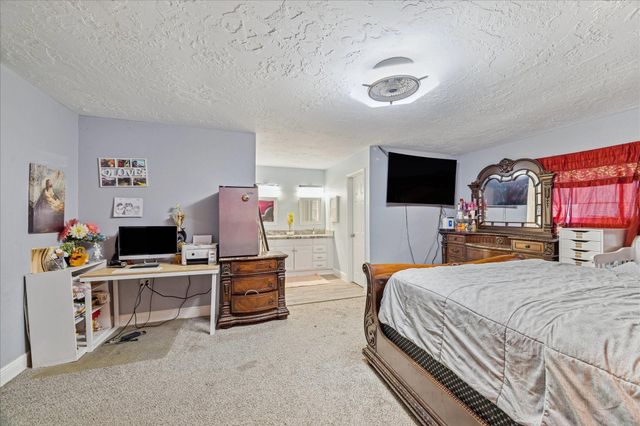 10402 Huntington Point Drive, Houston, TX 77099