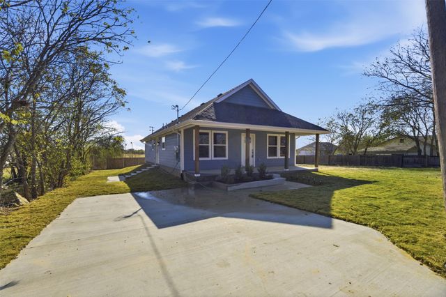 214 W Madison Street, Hillsboro, TX 76645