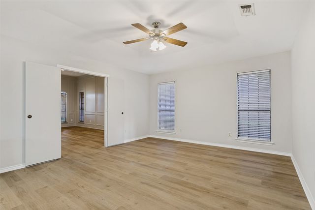 1617 Century Oaks Drive, Lewisville, TX 75077