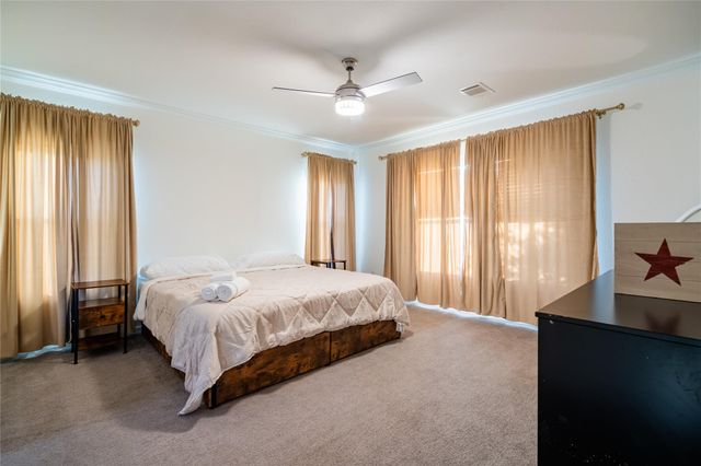 250 Mikes WAY, Leander, TX 78641