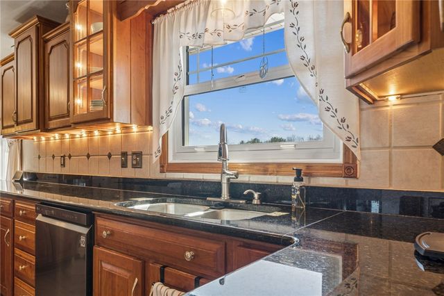 1753 Lexington Ave, Menallen Twp, PA 15401