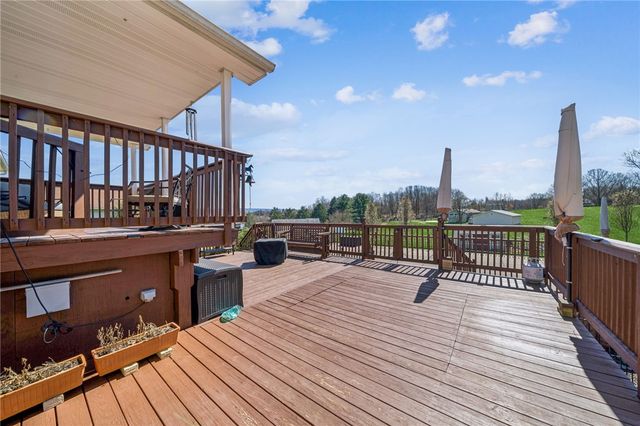 1753 Lexington Ave, Menallen Twp, PA 15401