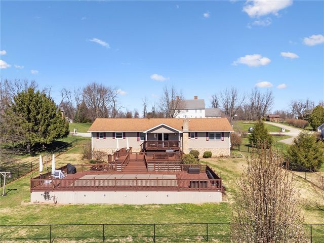 1753 Lexington Ave, Menallen Twp, PA 15401