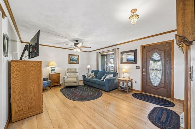 1753 Lexington Ave, Menallen Twp, PA 15401