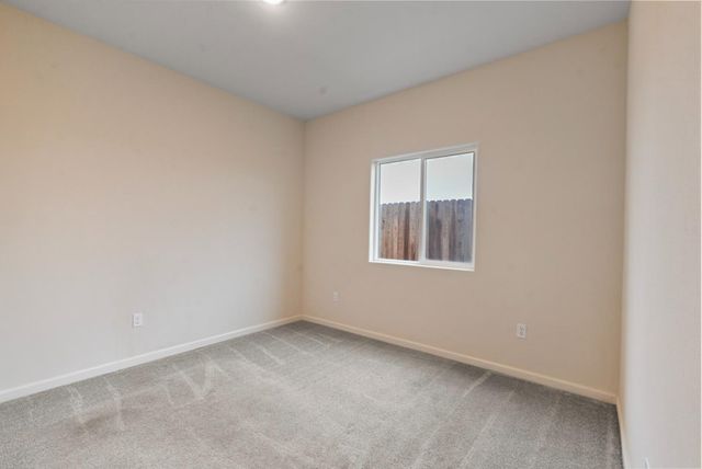 683 Granada Ct, Merced, CA 95341