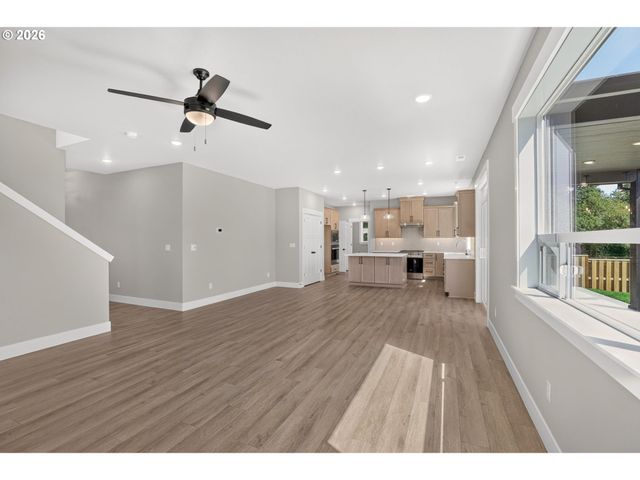 18970 CROOKED RIVER St 52, Sandy, OR 97055