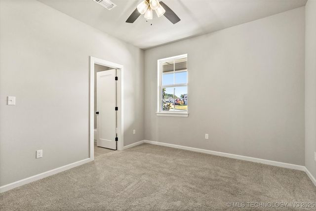 1420 N 70th Street, Broken Arrow, OK 74014