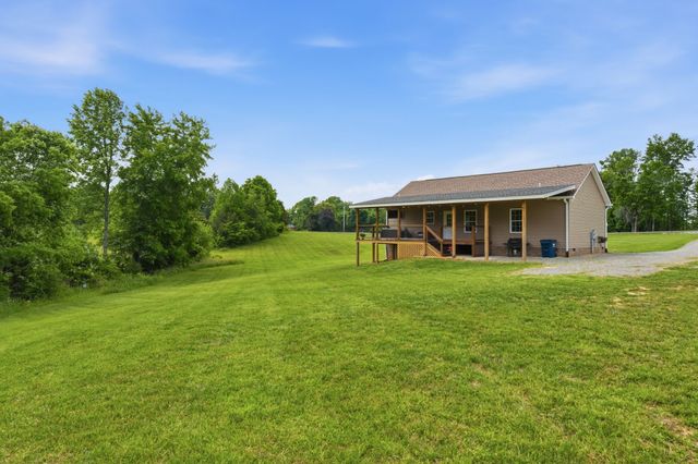 1146 Mount Olive Rd, Westmoreland, TN 37186