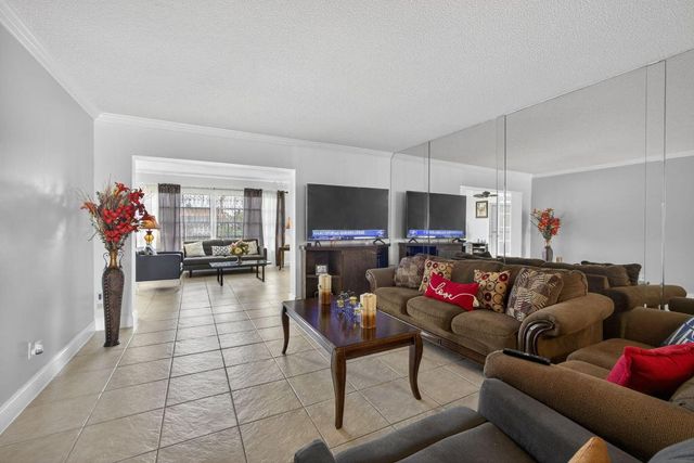 5780 Fernley Drive W 84, West Palm Beach, FL 33415