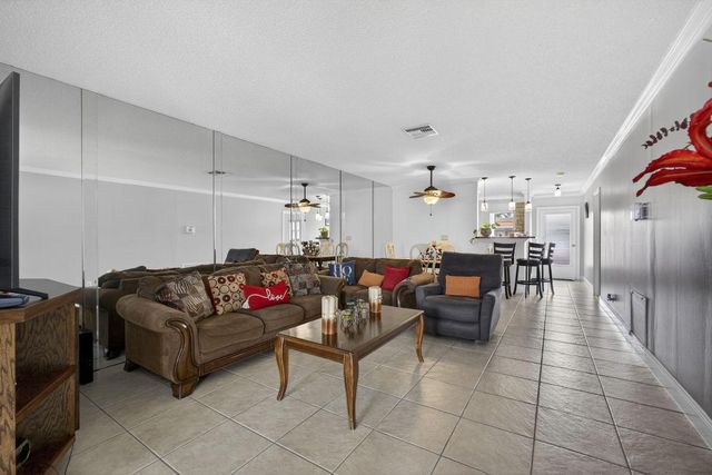 5780 Fernley Drive W 84, West Palm Beach, FL 33415