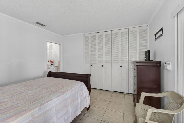 5780 Fernley Drive W 84, West Palm Beach, FL 33415