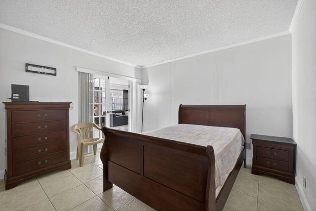 5780 Fernley Drive W 84, West Palm Beach, FL 33415