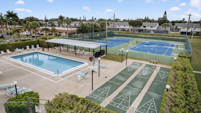 5780 Fernley Drive W 84, West Palm Beach, FL 33415