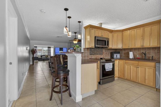 5780 Fernley Drive W 84, West Palm Beach, FL 33415