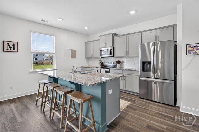 289 Logging Hill Drive, Richmond Hill, GA 31324