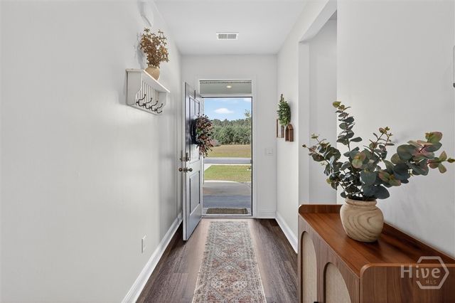 289 Logging Hill Drive, Richmond Hill, GA 31324