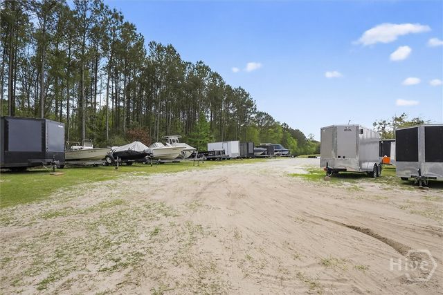 289 Logging Hill Drive, Richmond Hill, GA 31324