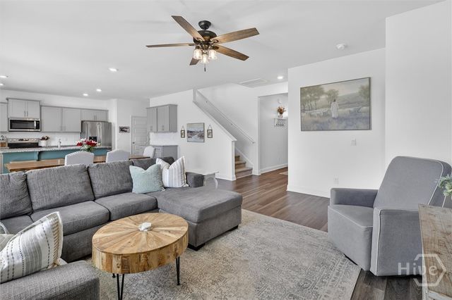 289 Logging Hill Drive, Richmond Hill, GA 31324