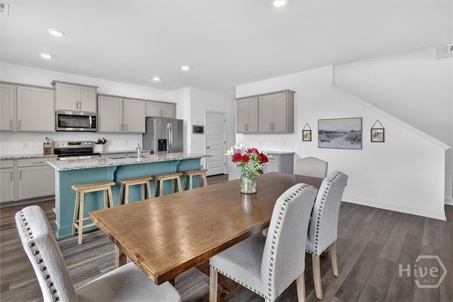 289 Logging Hill Drive, Richmond Hill, GA 31324