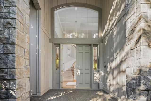 2736 258th Place SE, Sammamish, WA 98075