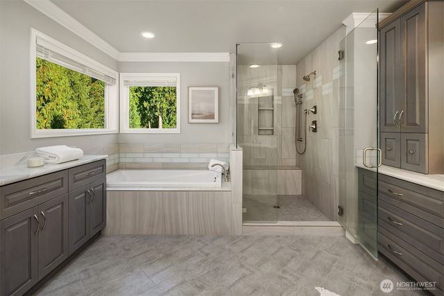 2736 258th Place SE, Sammamish, WA 98075