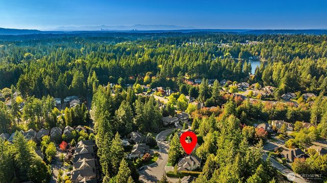 2736 258th Place SE, Sammamish, WA 98075
