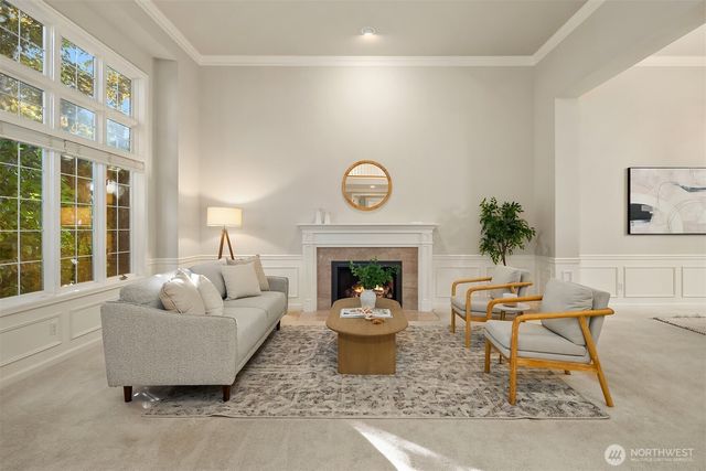 2736 258th Place SE, Sammamish, WA 98075