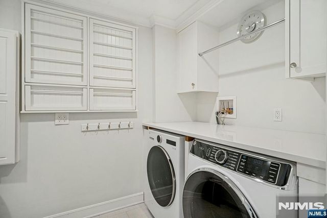 18 Heritage Lane, Mahwah, NJ 07430