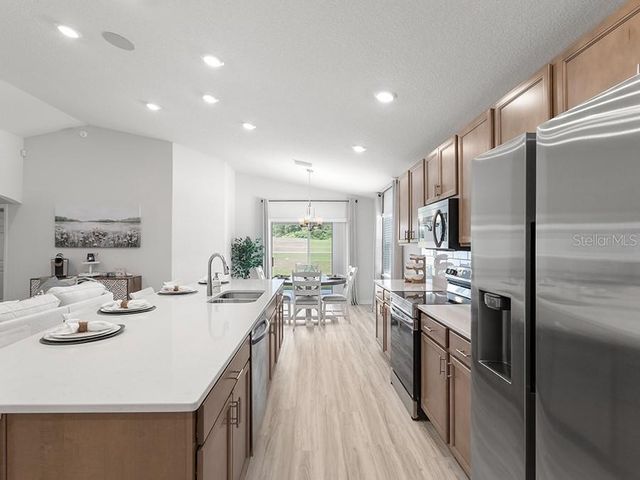 7665 SE 114TH STREET, Belleview, FL 34420